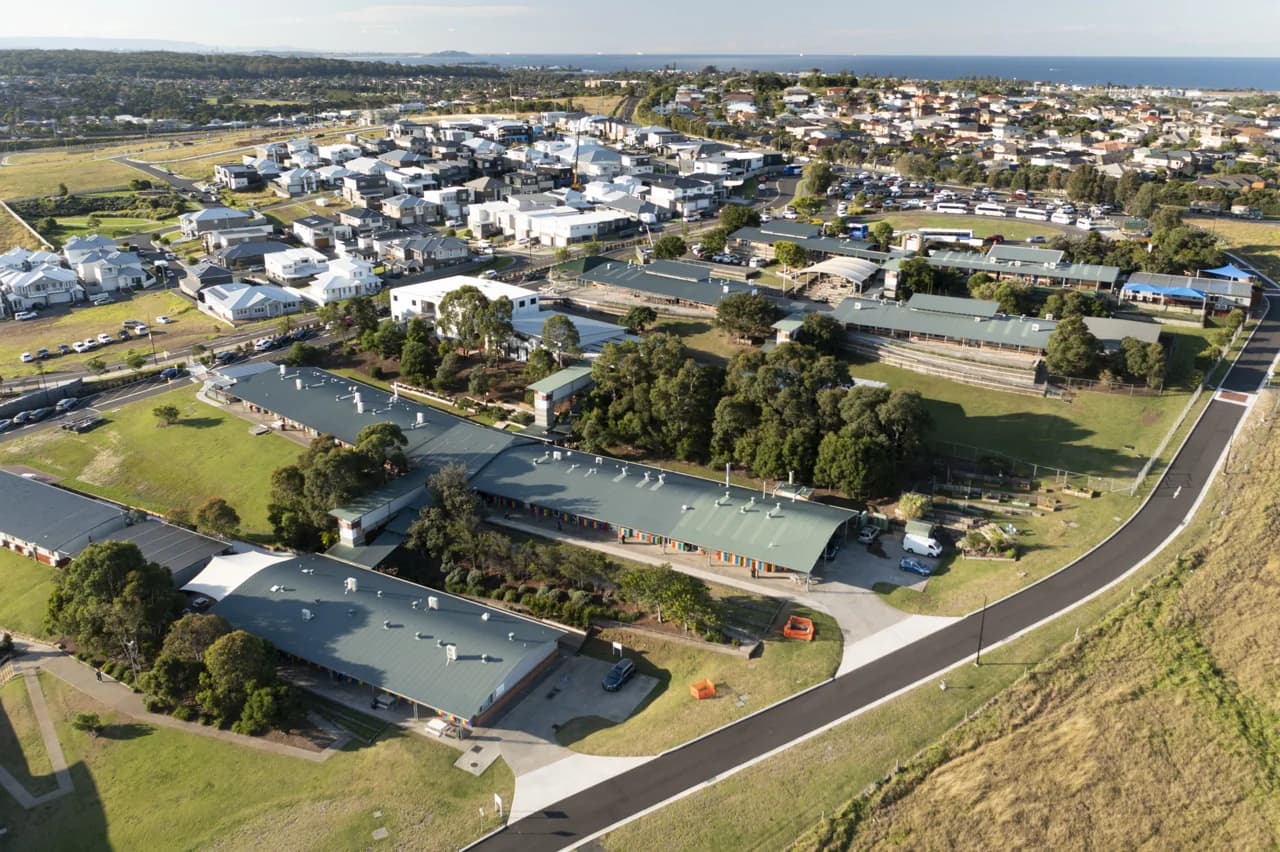 Campus buildings and grounds at Shellharbour Anglican College in Dunmore