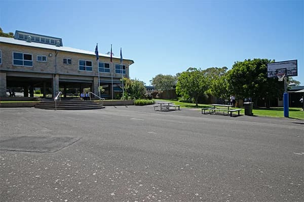 Campus buildings and grounds at St Aloysius College Cronulla in Cronulla