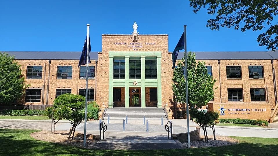 Entrance and main building at St Edmund’s College Canberra