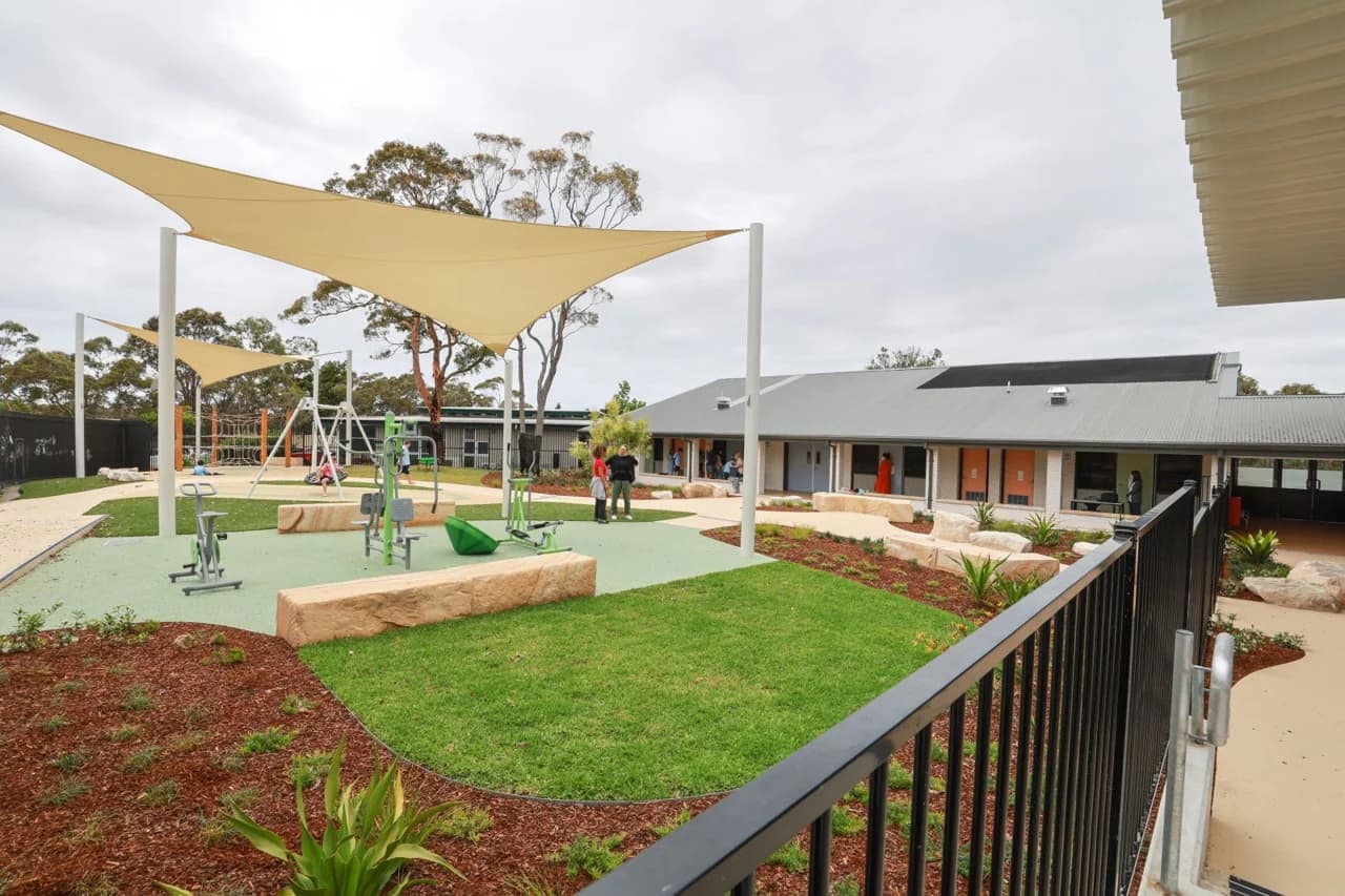 Campus buildings and grounds at Aspect Vern Barnett School in Forestville