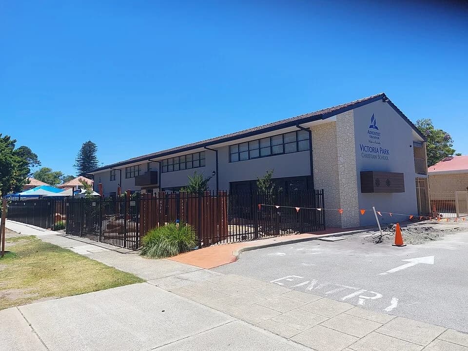 Victoria Park Christian School building and grounds