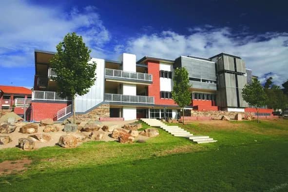 Campus buildings and grounds at Mercedes College in Springfield
