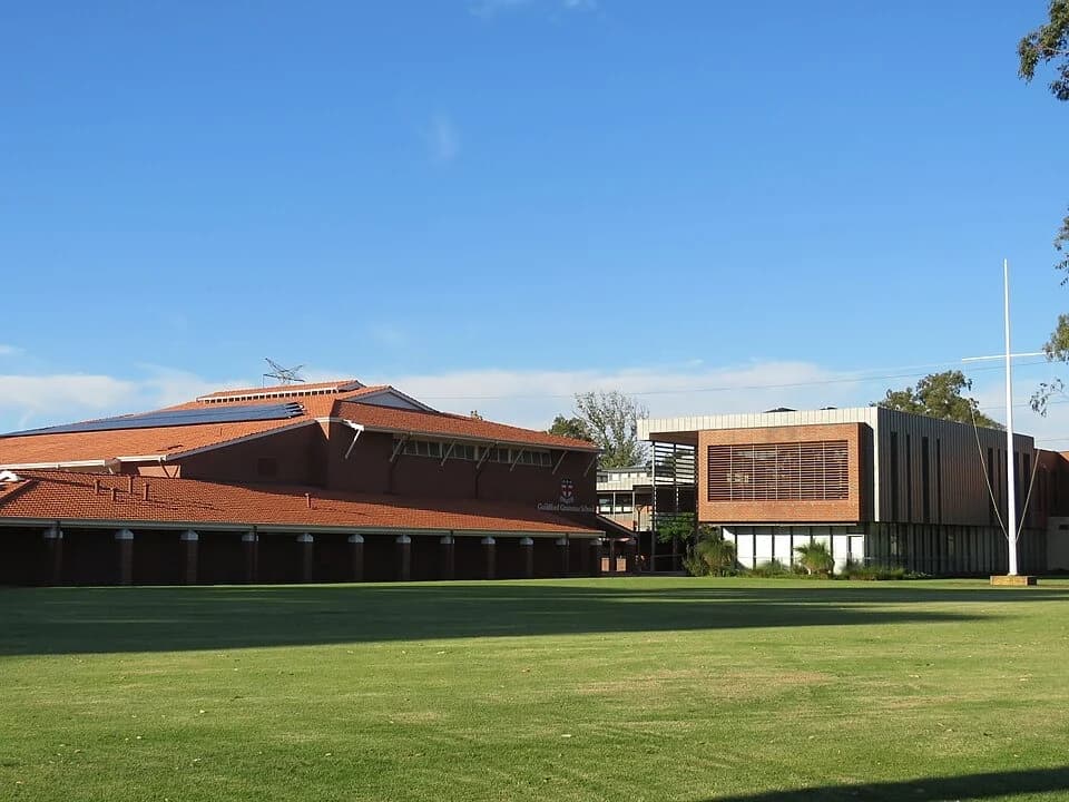 Buildings and lawn at Guildford Grammar School