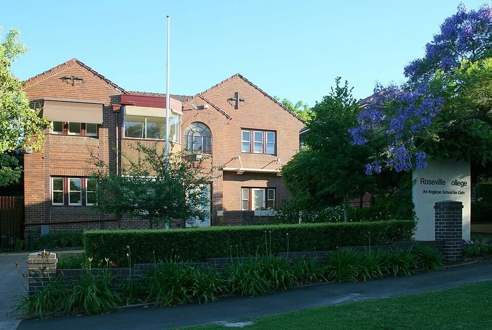 Roseville College building in Roseville