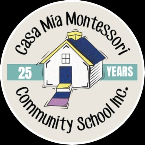 School emblem of Casa Mia Montessori Community School