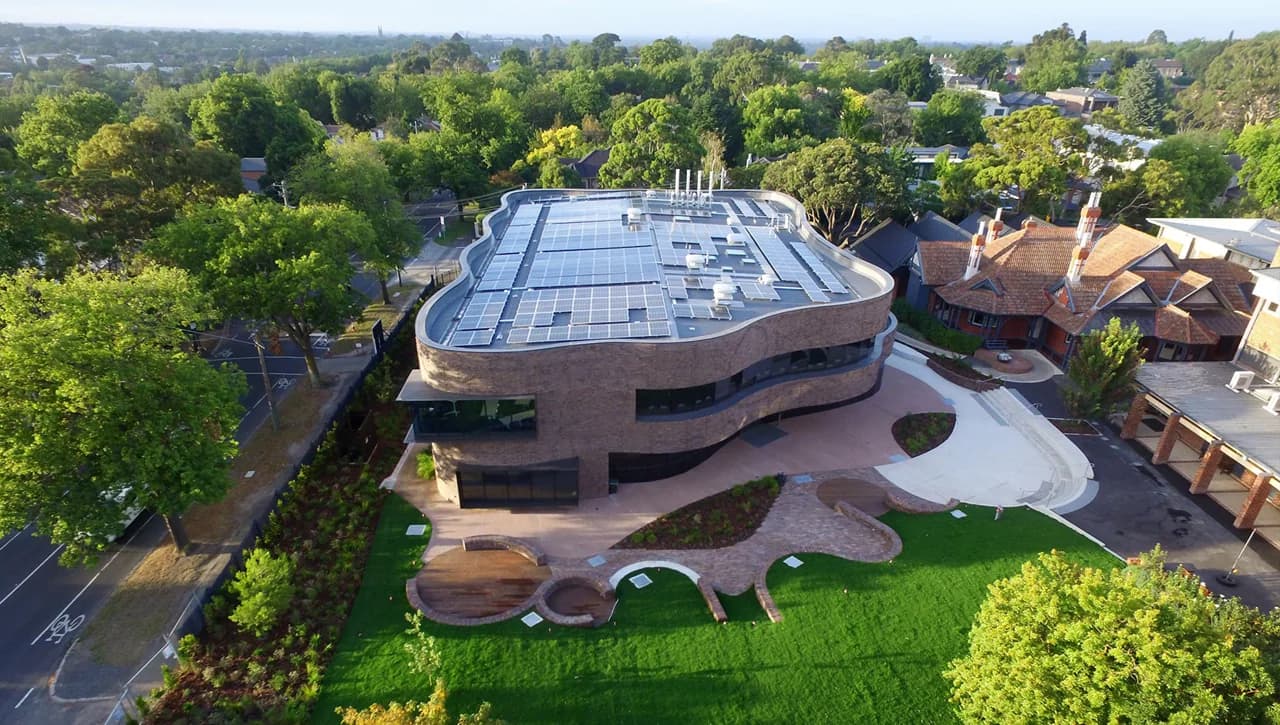 Campus buildings and grounds at Fintona Girls' School in Balwyn