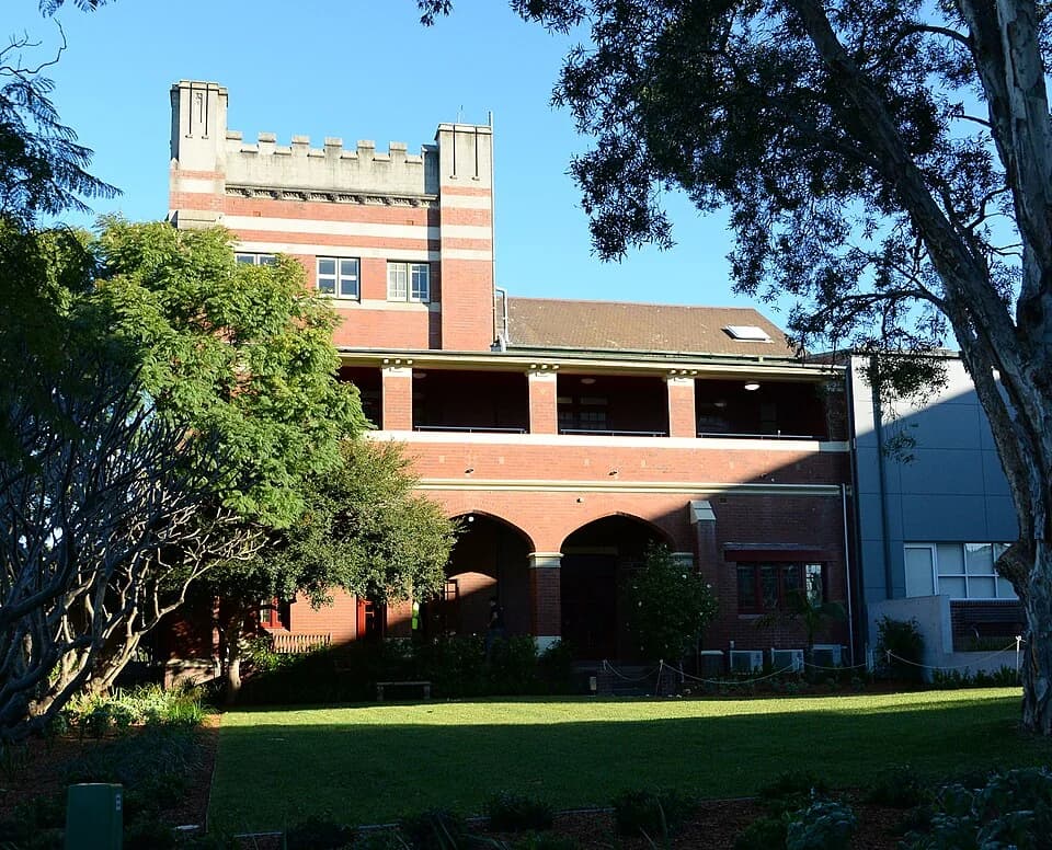 Campus building and lawn at MLC School in Burwood