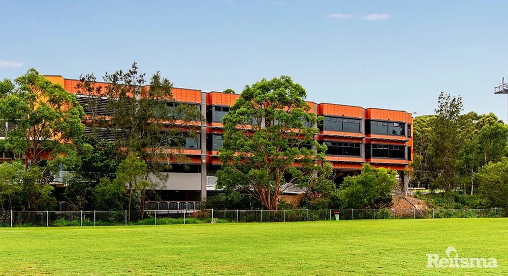 Campus buildings and grounds at Oxford Falls Grammar School in Oxford Falls