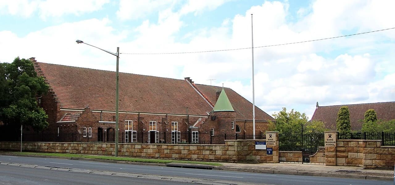 Knox Grammar School buildings and War Memorial Gates at Wahroonga