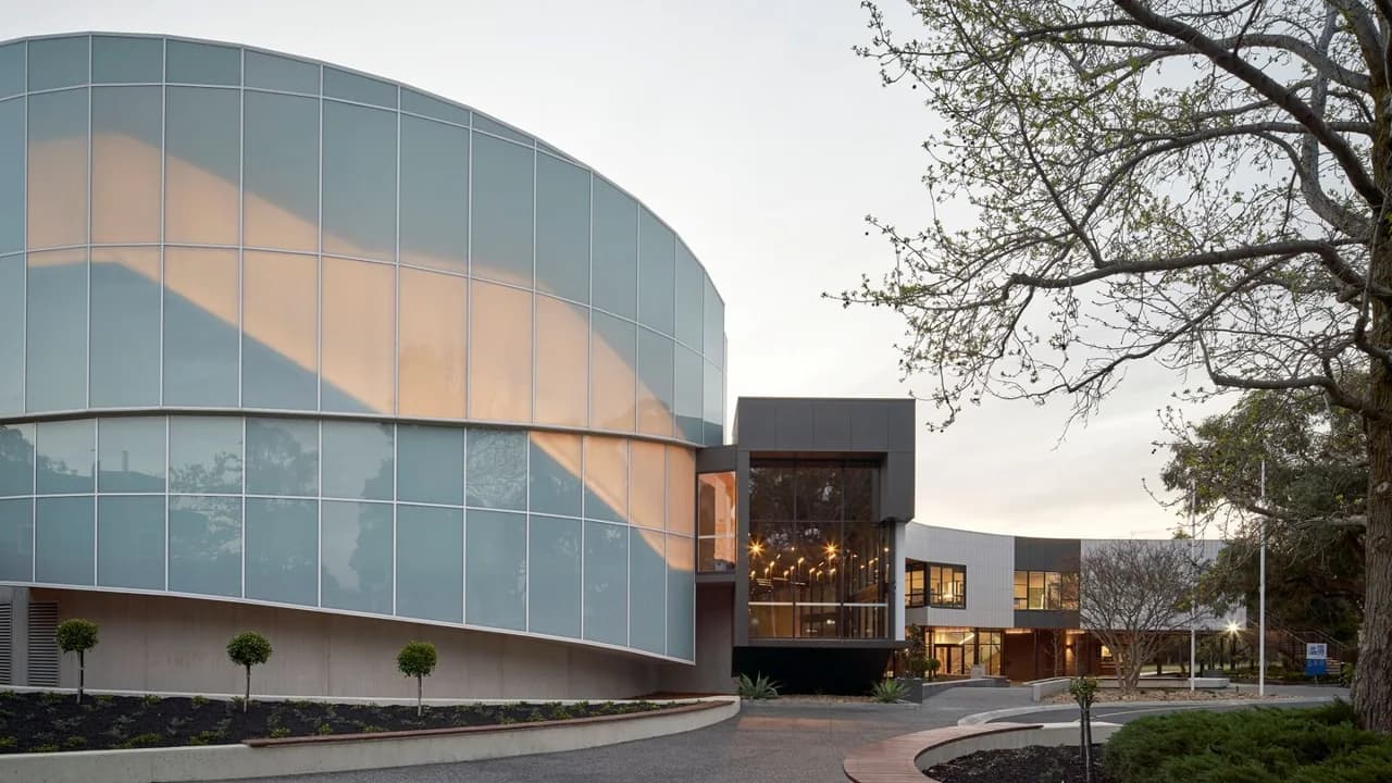Campus buildings and grounds at Huntingtower School in Mount Waverley