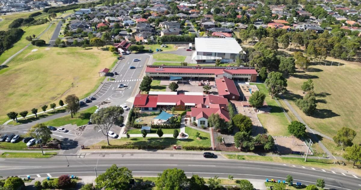 Campus buildings and grounds at Heritage College in Narre Warren South